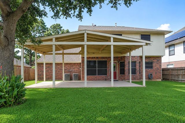 13327 Lynnville Drive, Houston, TX 77065
