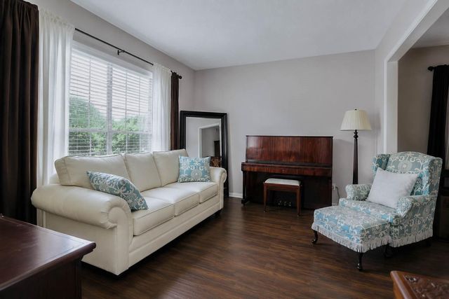 13327 Lynnville Drive, Houston, TX 77065