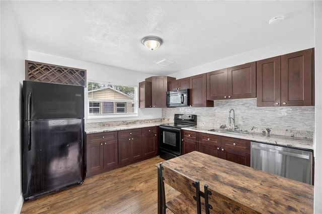 4421 W IOWA AVENUE, Tampa, FL 33616