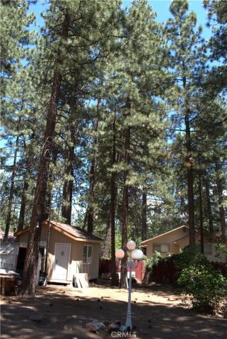 437 Chickadee Drive, Big Bear Lake, CA 92315