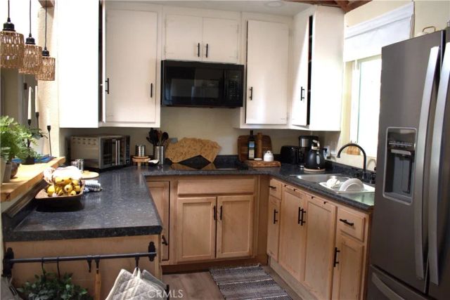 437 Chickadee Drive, Big Bear Lake, CA 92315