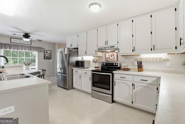 222 Lincoln Road, Tyrone, GA 30290