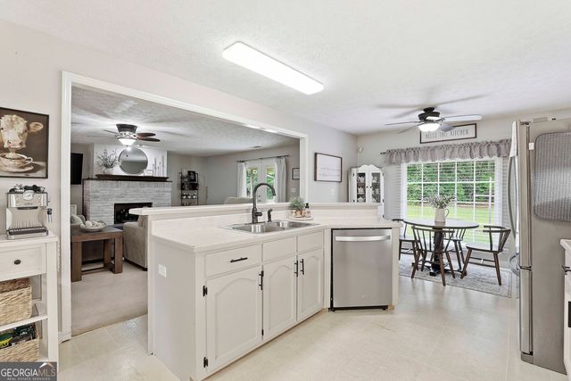 222 Lincoln Road, Tyrone, GA 30290