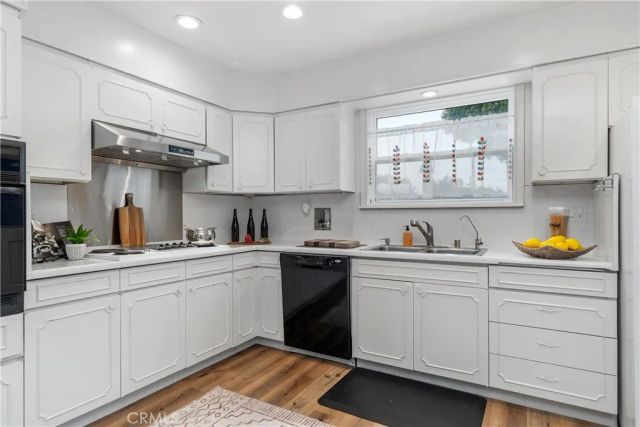 6136 E Rosebay, Long Beach, CA 90808