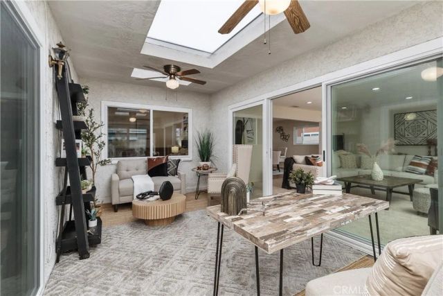 6136 E Rosebay, Long Beach, CA 90808