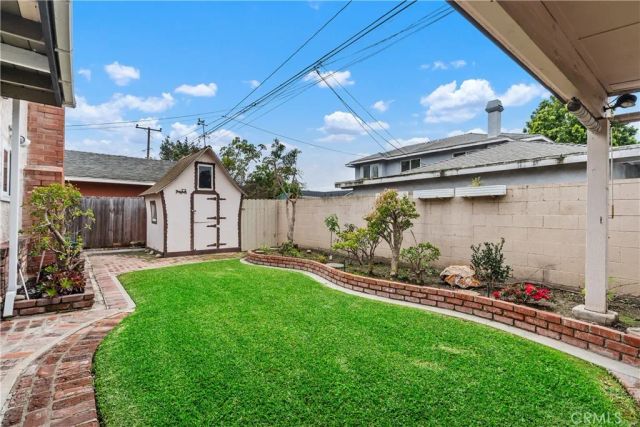 6136 E Rosebay, Long Beach, CA 90808