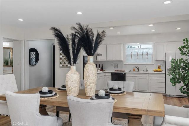 6136 E Rosebay, Long Beach, CA 90808