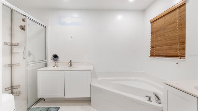 132 CHESTNUT CIRCLE, Royal Palm Beach, FL 33411