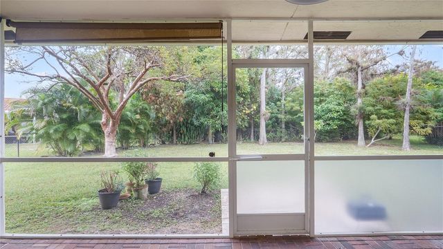 132 CHESTNUT CIRCLE, Royal Palm Beach, FL 33411
