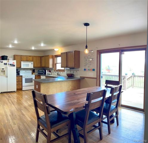 3914 Golf Vista Drive, Lapeer, MI 48446