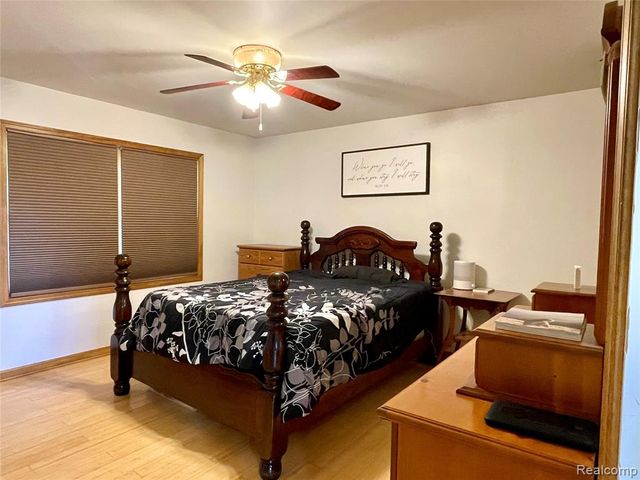 3914 Golf Vista Drive, Lapeer, MI 48446