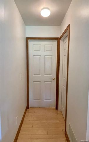 3914 Golf Vista Drive, Lapeer, MI 48446