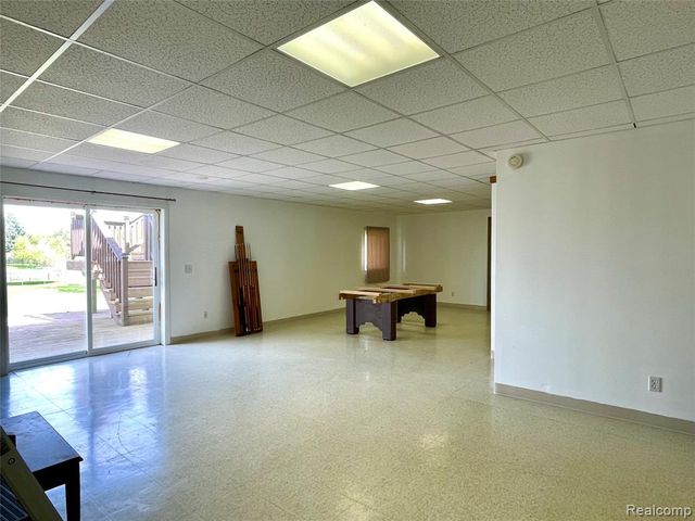 3914 Golf Vista Drive, Lapeer, MI 48446