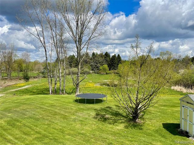 3914 Golf Vista Drive, Lapeer, MI 48446