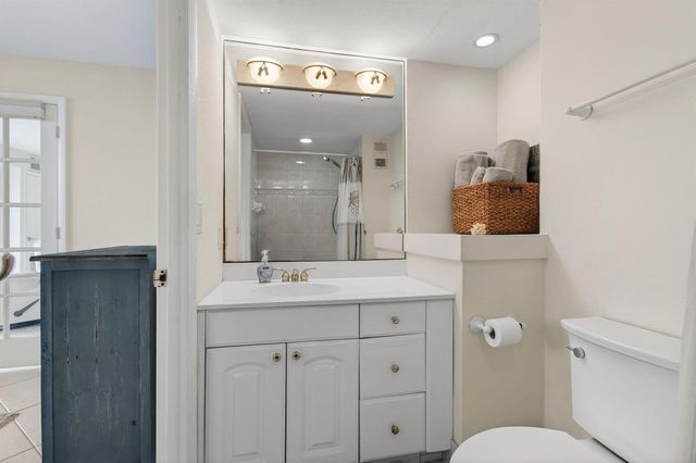4505 S Ocean Boulevard 905, Highland Beach, FL 33487