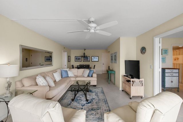 4505 S Ocean Boulevard 905, Highland Beach, FL 33487