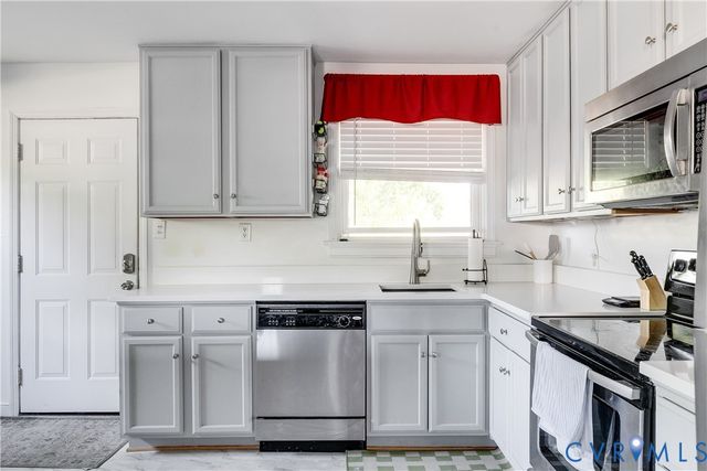 4907 Embassy Dr, Henrico, VA 23230