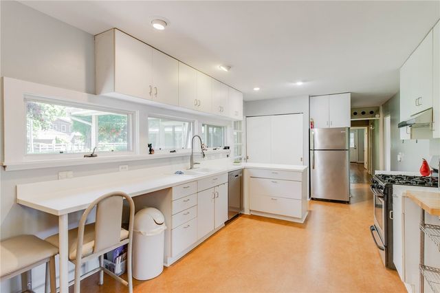 163 E Herman Street, Yellow Springs Vlg, OH 45387