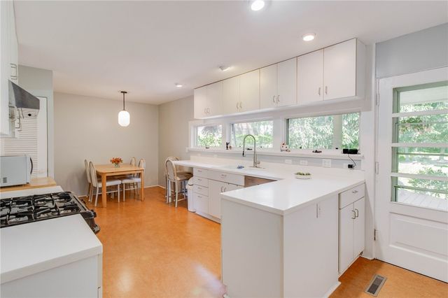 163 E Herman Street, Yellow Springs Vlg, OH 45387