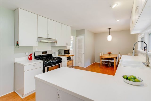 163 E Herman Street, Yellow Springs Vlg, OH 45387