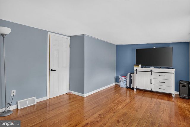 721 ALMONESSON RD, Westville, NJ 08093