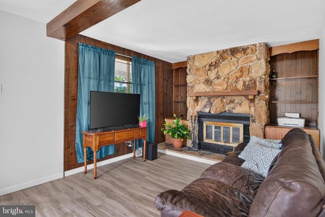 721 ALMONESSON RD, Westville, NJ 08093