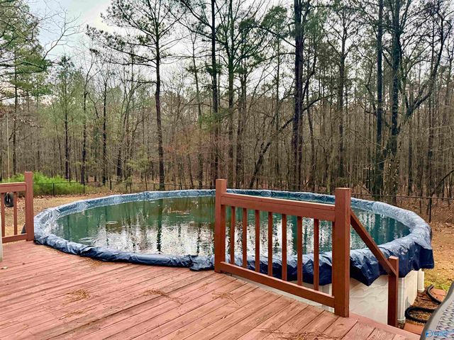 145 Oak Hill Drive, Centre, AL 35960