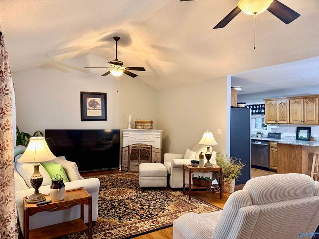 145 Oak Hill Drive, Centre, AL 35960