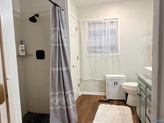 145 Oak Hill Drive, Centre, AL 35960