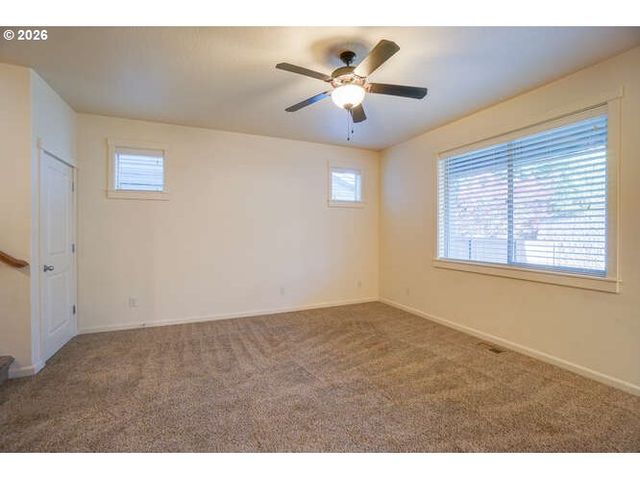 4013 N PIONEER CANYON Dr, Ridgefield, WA 98642