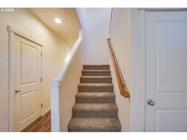 4013 N PIONEER CANYON Dr, Ridgefield, WA 98642