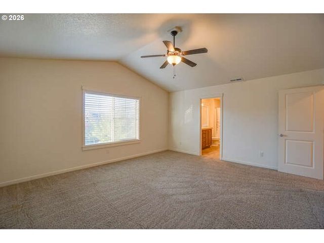 4013 N PIONEER CANYON Dr, Ridgefield, WA 98642