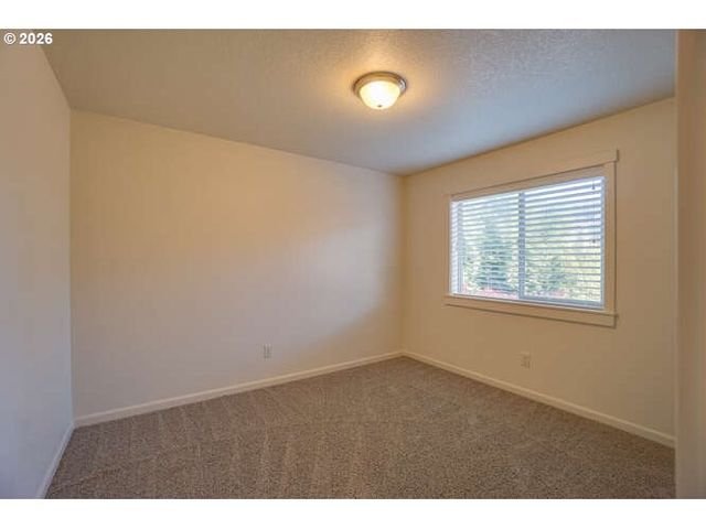 4013 N PIONEER CANYON Dr, Ridgefield, WA 98642