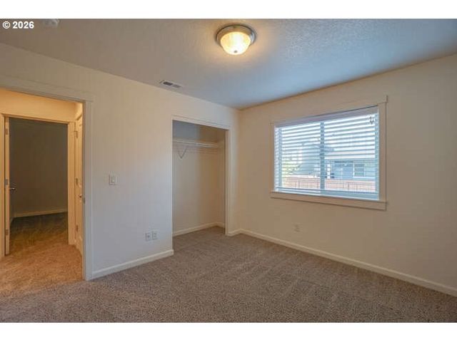 4013 N PIONEER CANYON Dr, Ridgefield, WA 98642