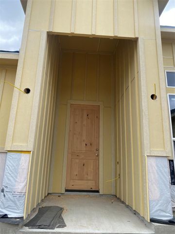 185 Oak Cluster Drive, Columbus, TX 78934