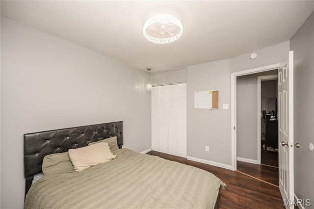 1712 Atmore Drive, St Louis, MO 63136