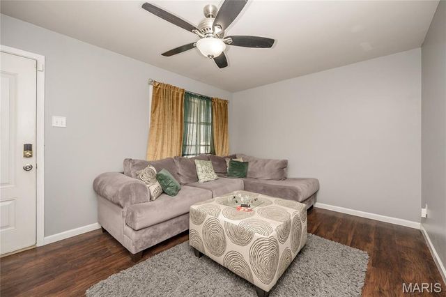 1712 Atmore Drive, St Louis, MO 63136