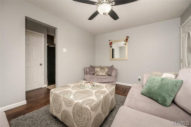 1712 Atmore Drive, St Louis, MO 63136