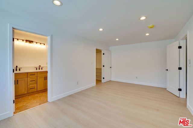 926 N Spaulding Avenue 10, West Hollywood, CA 90046