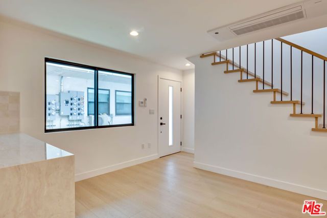 926 N Spaulding Avenue 10, West Hollywood, CA 90046