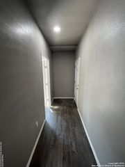 301 Warren St Apt 4, San Antonio, TX 78212