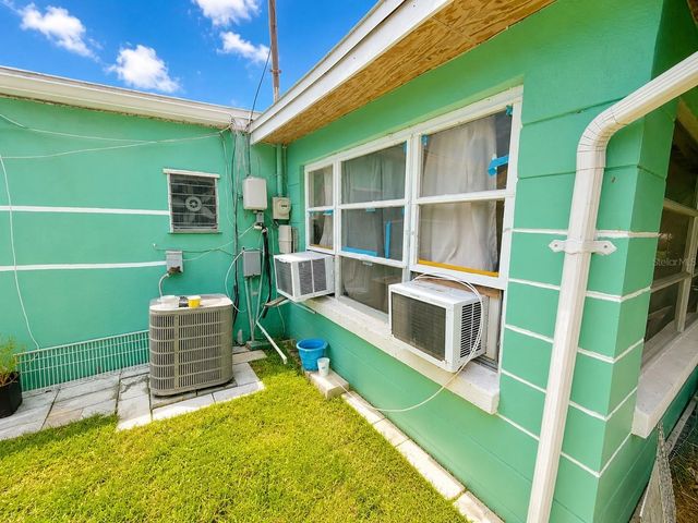 4200 FAIRFORD DRIVE, New Port Richey, FL 34652