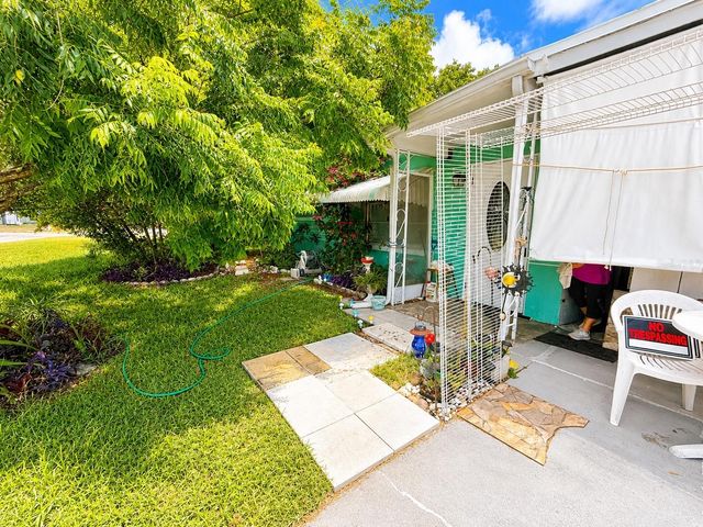 4200 FAIRFORD DRIVE, New Port Richey, FL 34652