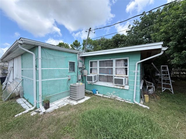 4200 FAIRFORD DRIVE, New Port Richey, FL 34652