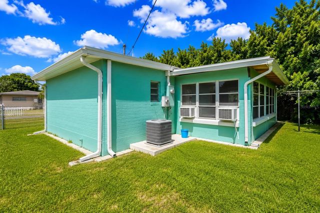 4200 FAIRFORD DRIVE, New Port Richey, FL 34652