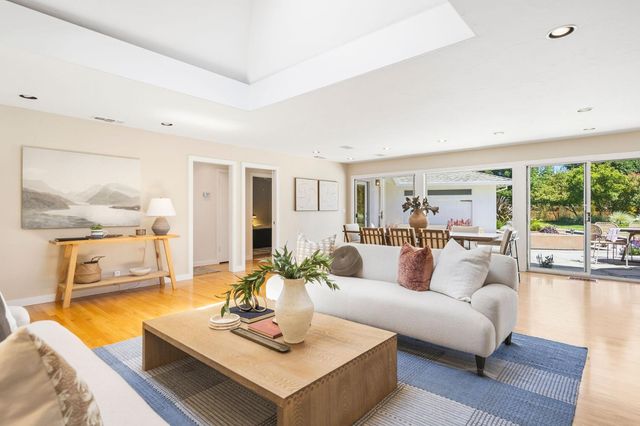 3831 San Ysidro Way, Sacramento, CA 95864