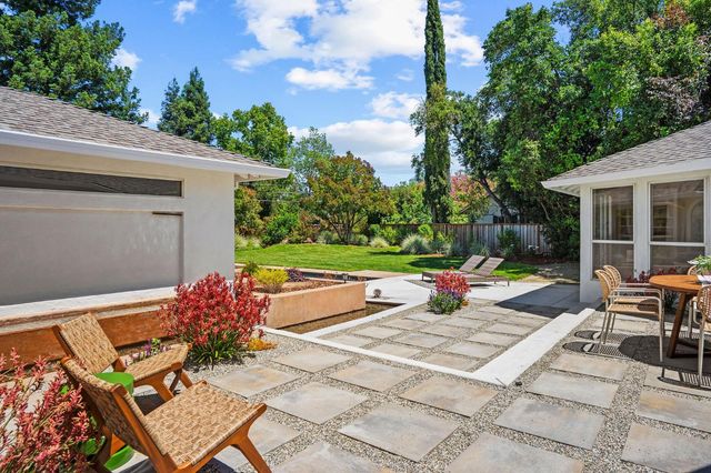 3831 San Ysidro Way, Sacramento, CA 95864