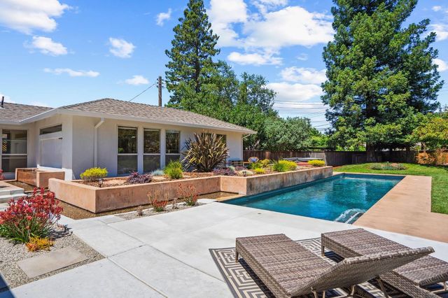 3831 San Ysidro Way, Sacramento, CA 95864