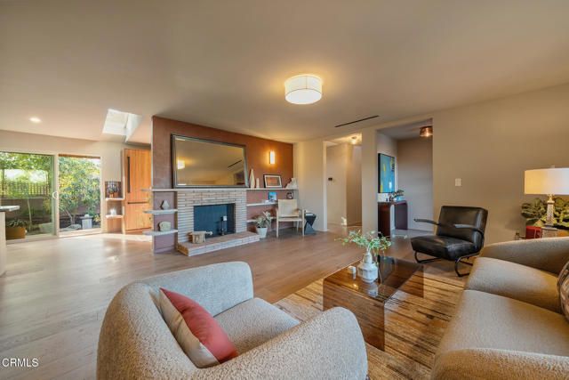 526 N Michillinda Avenue, Sierra Madre, CA 91024