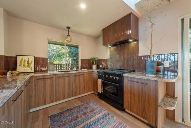 526 N Michillinda Avenue, Sierra Madre, CA 91024